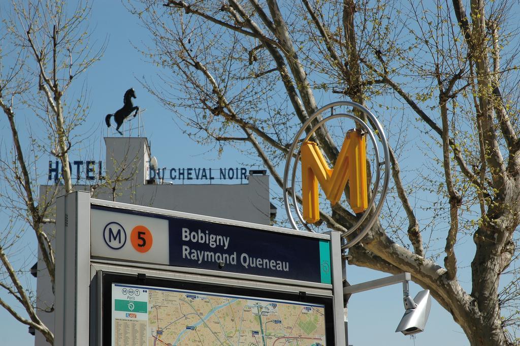 Le Cheval Noir Hotel Paris Pantin Exterior photo